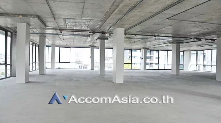  Office space For Rent in Sukhumvit, Bangkok  near BTS Punnawithi (AA15180)